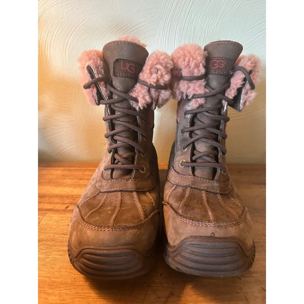Uggs Adirondack boots, women's 6.5 - pink and brown